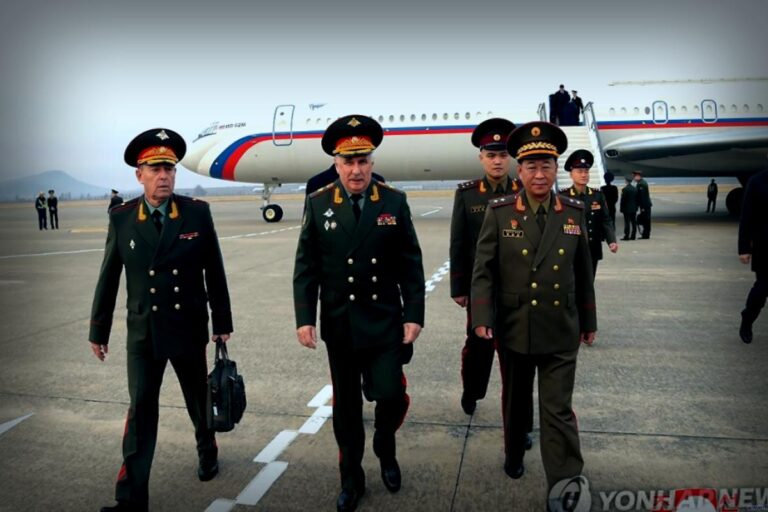 Réunion militaire entre la Corée du Nord et la Russie à Pyongyang