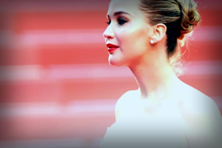 Jennifer Lawrence décroche du débat politique : son choix!