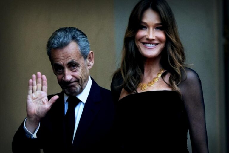Visite de la maison secrète de Nicolas Sarkozy et Carla Bruni à Paris