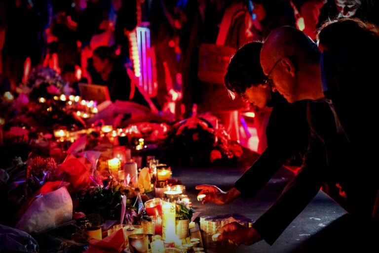 Dix ans après les attaques du 13-Novembre : hommage collectif en France