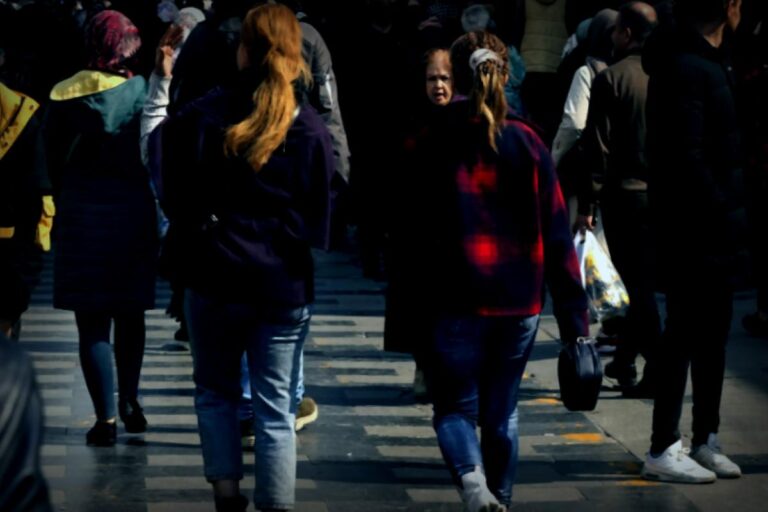 Iran : Le pouvoir judiciaire renforce la lutte contre le non-respect du voile islamique