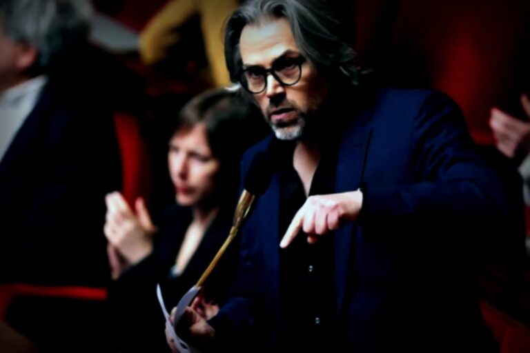 Aymeric Caron et la REV : pas d’alliance avec La France insoumise pour les municipales 2026