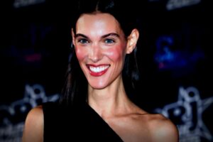 Charlotte Cardin : Fatiguée des Critiques sur son Image Physique