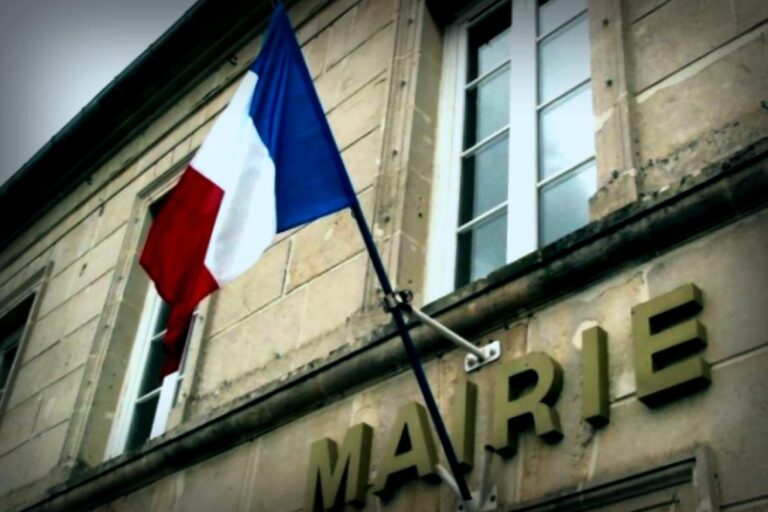 ÉDITORIAL. Les maires en quête de liberté