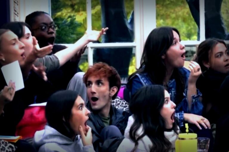 « C’était pas désagréable » : Anouk et Bastiaan s’embrassent à la Star Academy, leur réaction fait le buzz