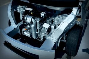 Les révolutions de la mobilité cette semaine : BYD, Renault et une station-service sans essence