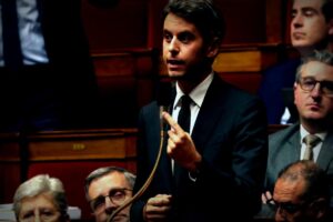 Gabriel Attal : Le 49.3, un révélateur de mensonges