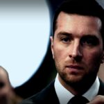 Quand Jordan Bardella se fait frapper par un œuf, la réaction est très différente